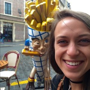 Meet your Posher, Elizabeth